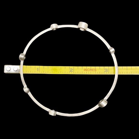 Brushed sterling silver bangle bracelet - Picture 8 of 8